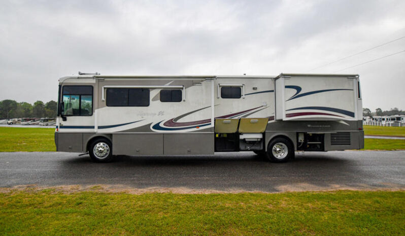 2003 Winnebago Journey 39W full