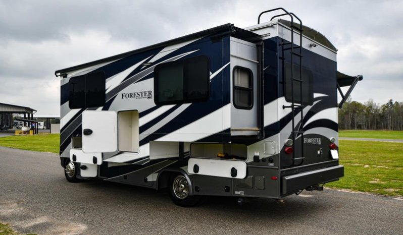 2017 Forest River Forester MBS 2401W full