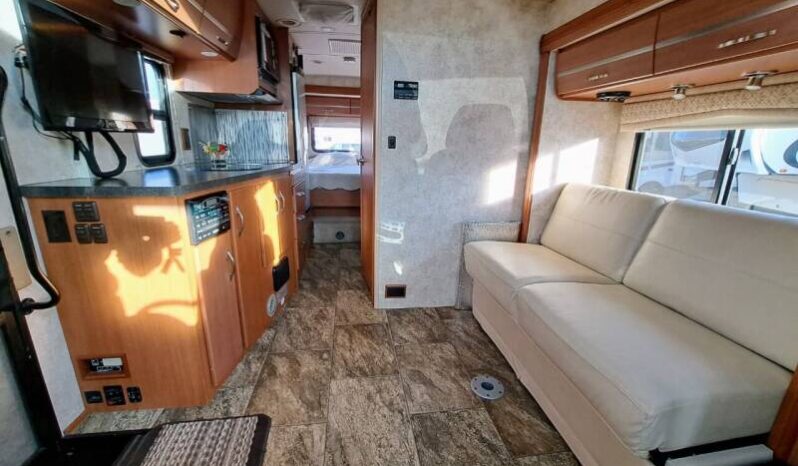 2012 Winnebago Itasca Navion iQ 24G full