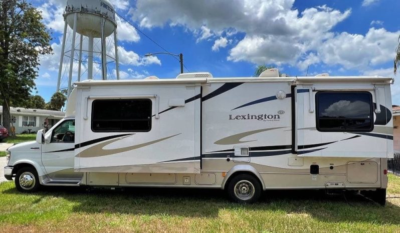 2012 Forest River Lexington 283TS full