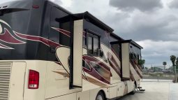 2009 Holiday Rambler Endeavor 38PDQ full